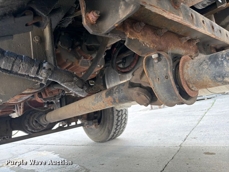 image for item FK0256 2004 Peterbilt 357 crane truck