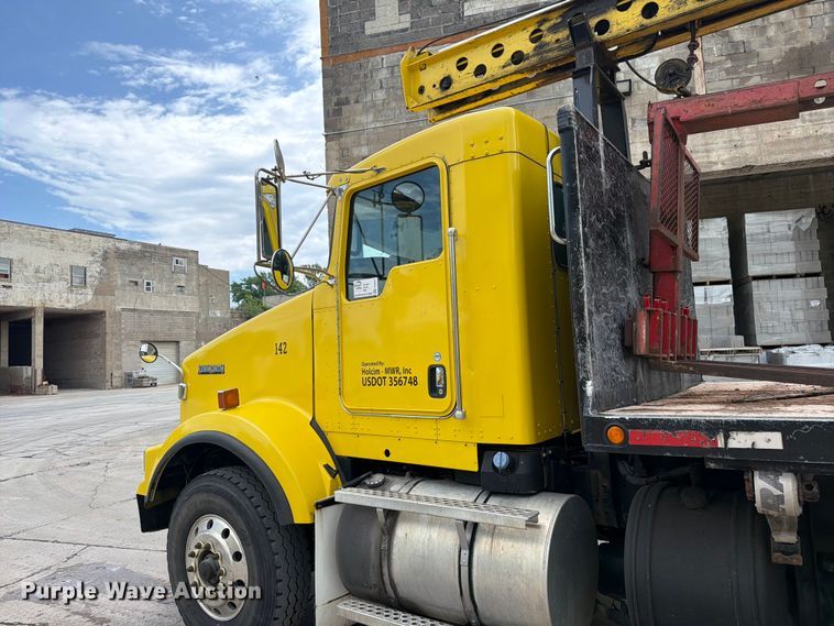 image for item FK0257 2012 Kenworth T800 crane truck