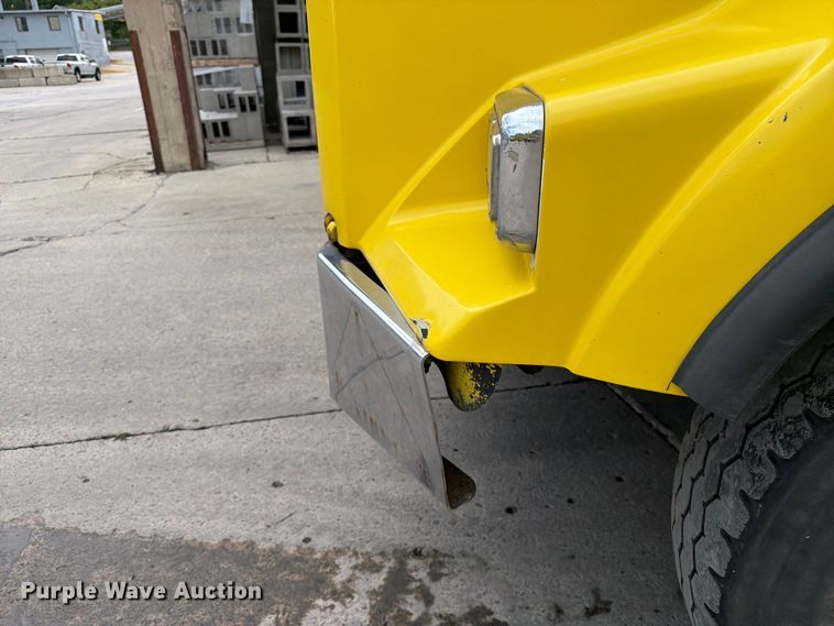image for item FK0257 2012 Kenworth T800 crane truck