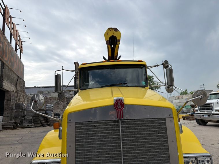 image for item FK0257 2012 Kenworth T800 crane truck