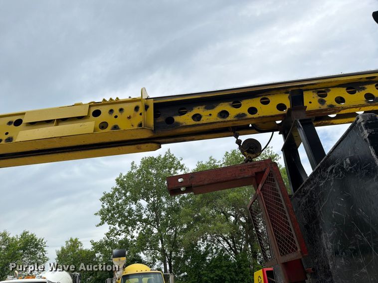 image for item FK0257 2012 Kenworth T800 crane truck