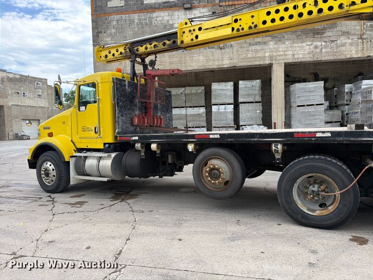 image for item FK0257 2012 Kenworth T800 crane truck