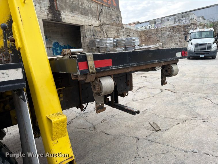 image for item FK0257 2012 Kenworth T800 crane truck