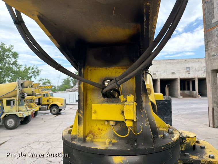 image for item FK0257 2012 Kenworth T800 crane truck