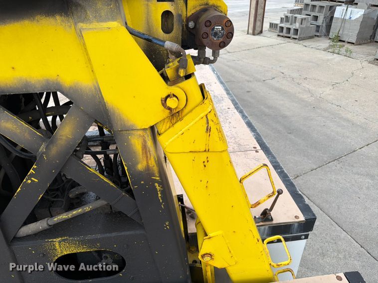 image for item FK0257 2012 Kenworth T800 crane truck