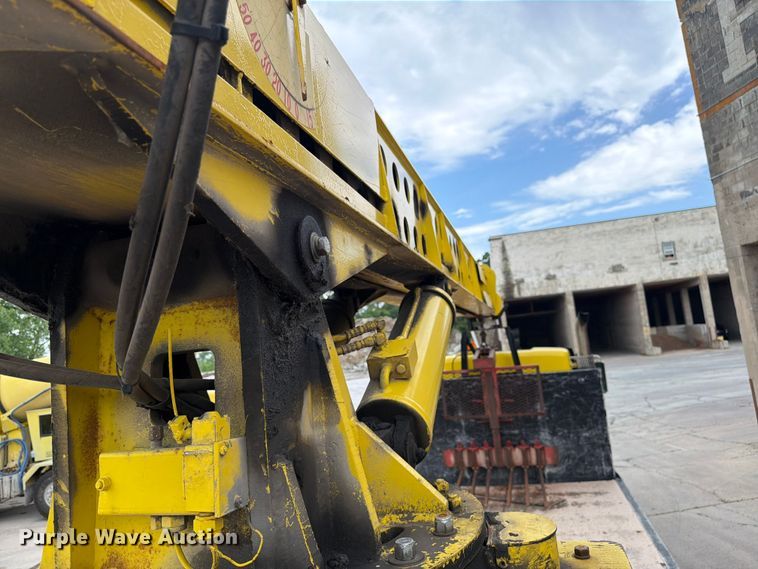 image for item FK0257 2012 Kenworth T800 crane truck