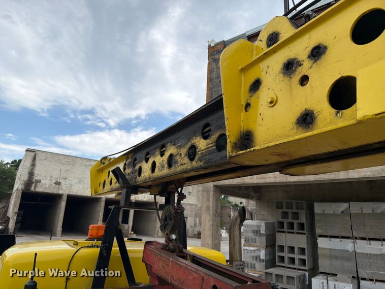 image for item FK0257 2012 Kenworth T800 crane truck