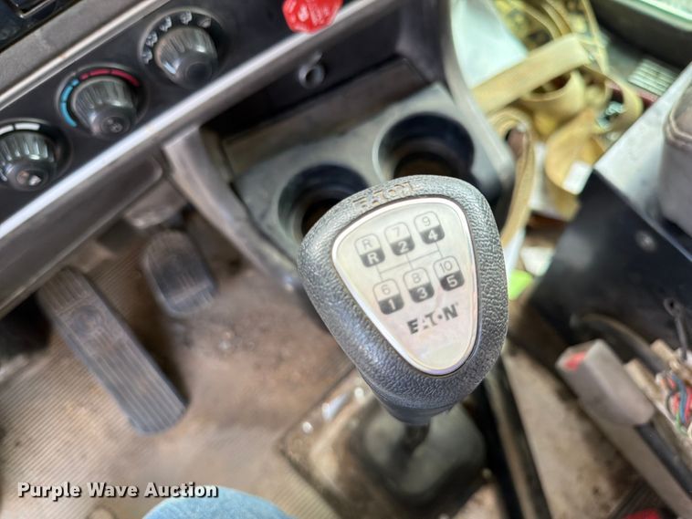 image for item FK0257 2012 Kenworth T800 crane truck