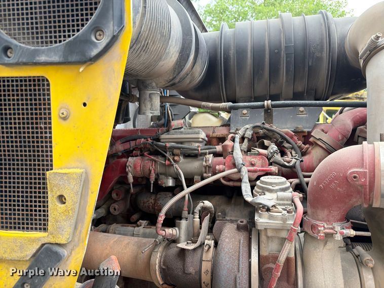 image for item FK0257 2012 Kenworth T800 crane truck