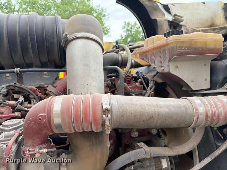 image for item FK0257 2012 Kenworth T800 crane truck