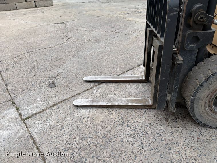 image for item FK0259 Caterpillar PD12000 forklift