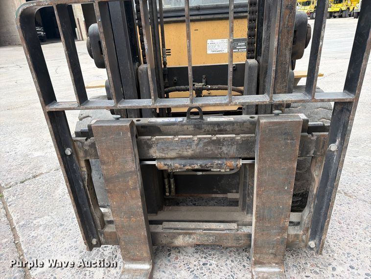 image for item FK0259 Caterpillar PD12000 forklift