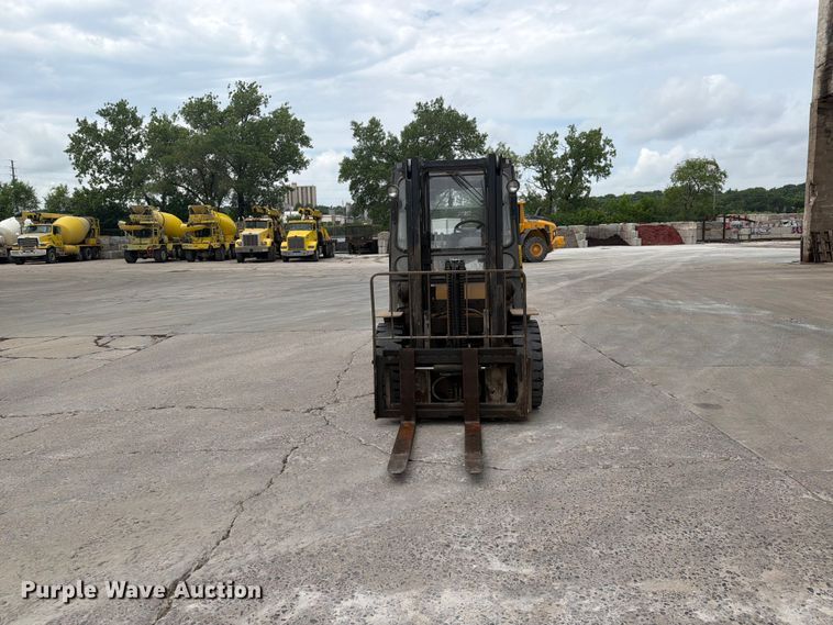 image for item FK0261 Caterpillar DP40K-D forklift
