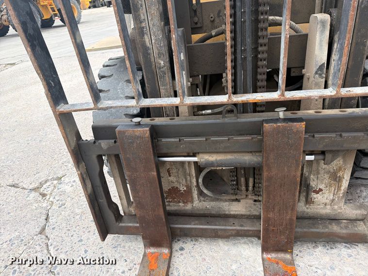 image for item FK0261 Caterpillar DP40K-D forklift
