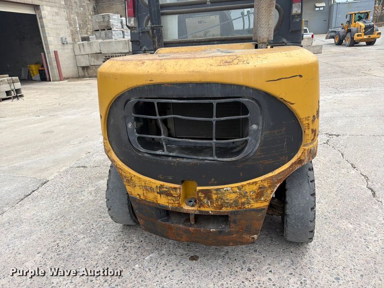 image for item FK0261 Caterpillar DP40K-D forklift