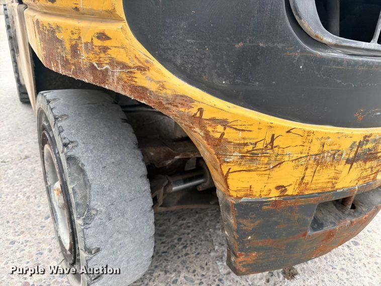 image for item FK0261 Caterpillar DP40K-D forklift