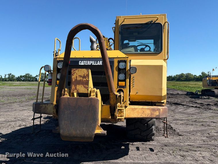 image for item FK0287 2005 Caterpillar 627G scraper