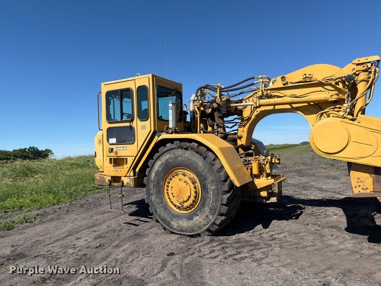 image for item FK0287 2005 Caterpillar 627G scraper