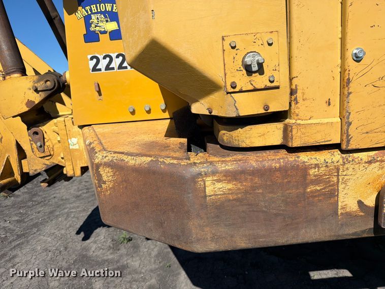image for item FK0287 2005 Caterpillar 627G scraper