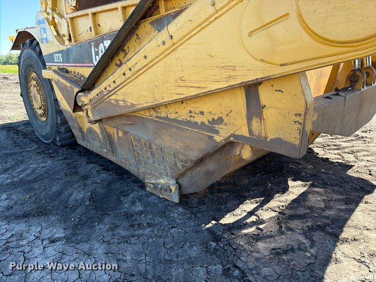 image for item FK0287 2005 Caterpillar 627G scraper