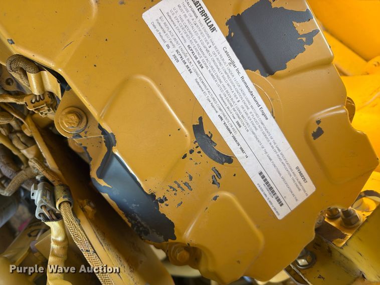 image for item FK0287 2005 Caterpillar 627G scraper