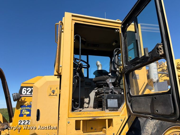 image for item FK0287 2005 Caterpillar 627G scraper