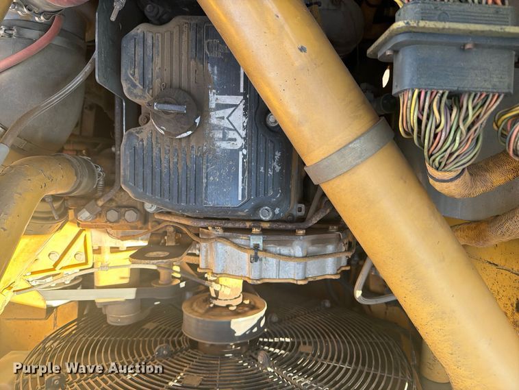 image for item FK0287 2005 Caterpillar 627G scraper