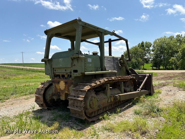 image for item FK3024 Caterpillar D7F dozer