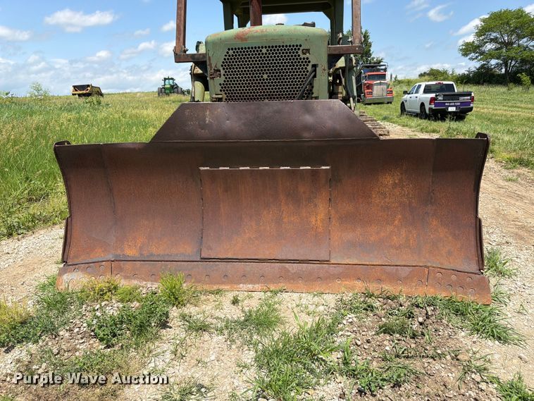 image for item FK3024 Caterpillar D7F dozer