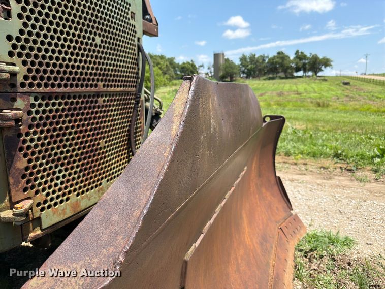 image for item FK3024 Caterpillar D7F dozer