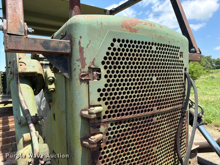 image for item FK3024 Caterpillar D7F dozer