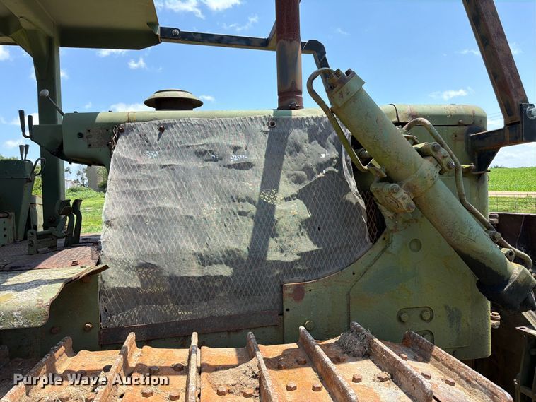 image for item FK3024 Caterpillar D7F dozer