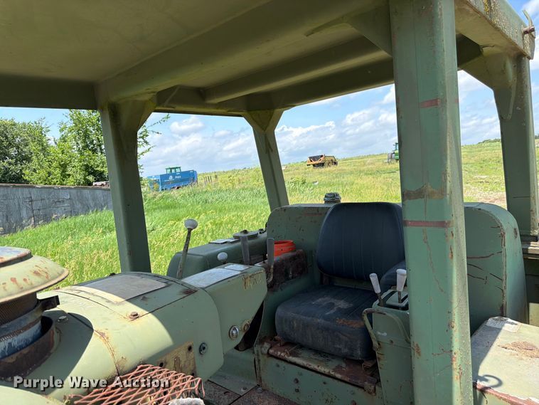 image for item FK3024 Caterpillar D7F dozer