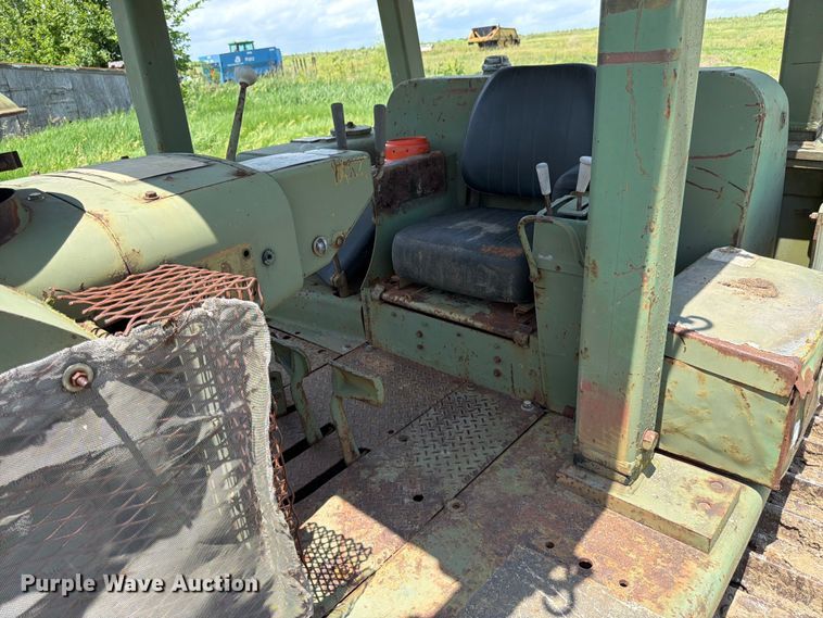 image for item FK3024 Caterpillar D7F dozer