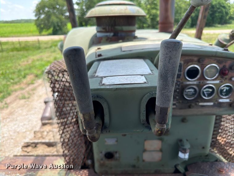 image for item FK3024 Caterpillar D7F dozer