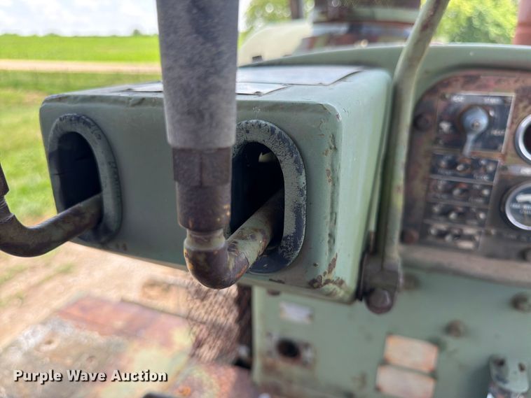 image for item FK3024 Caterpillar D7F dozer