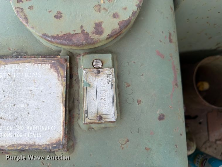image for item FK3024 Caterpillar D7F dozer