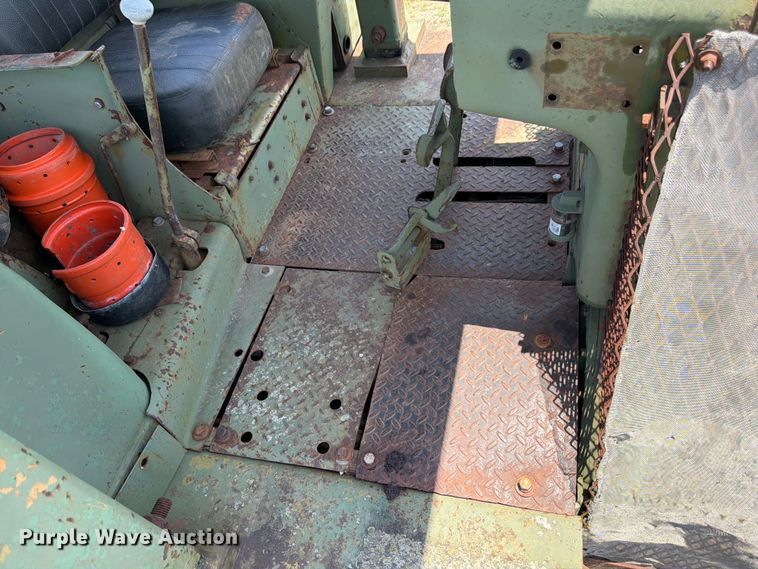 image for item FK3024 Caterpillar D7F dozer