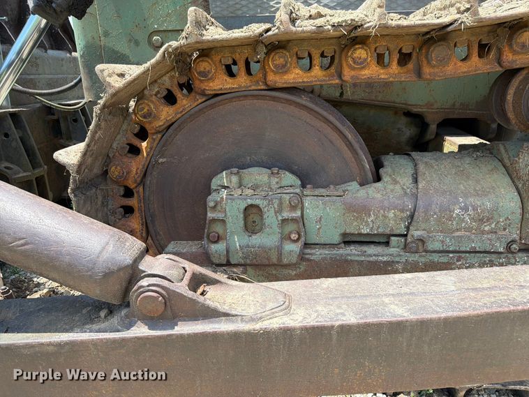 image for item FK3024 Caterpillar D7F dozer