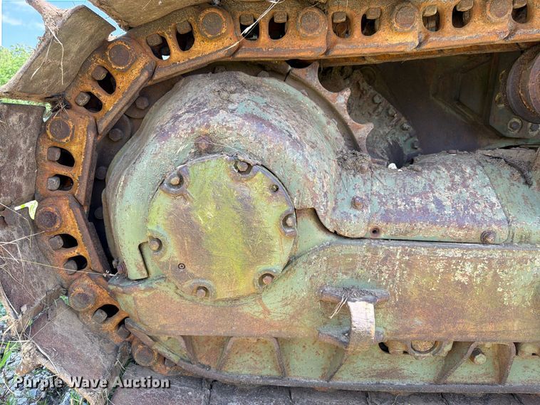 image for item FK3024 Caterpillar D7F dozer