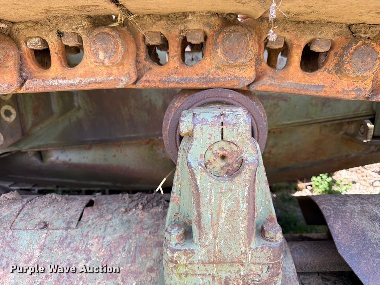 image for item FK3024 Caterpillar D7F dozer