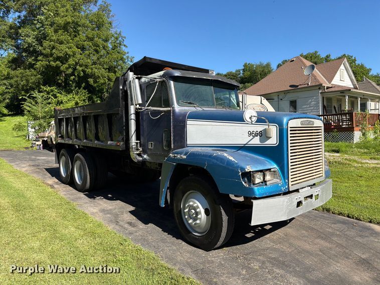 image for item FK3037 1989 Freightliner USF-1E dump truck