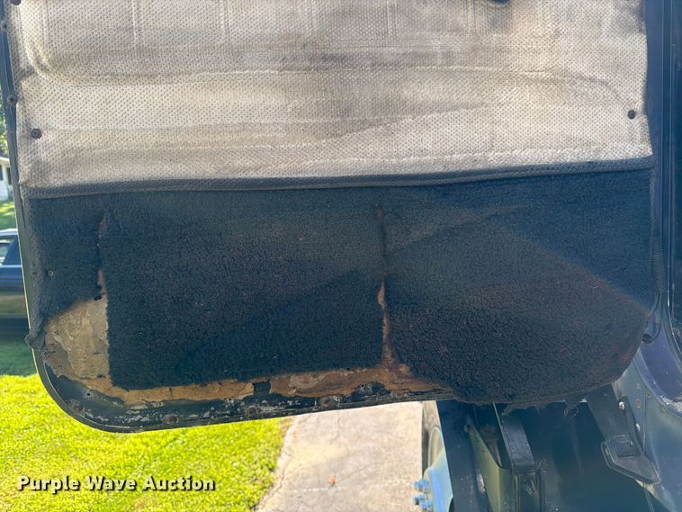 image for item FK3037 1989 Freightliner USF-1E dump truck