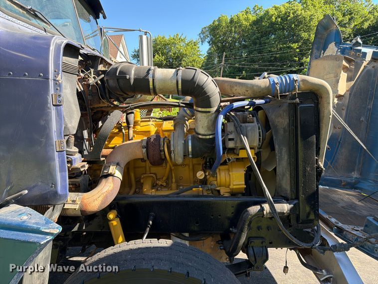 image for item FK3037 1989 Freightliner USF-1E dump truck