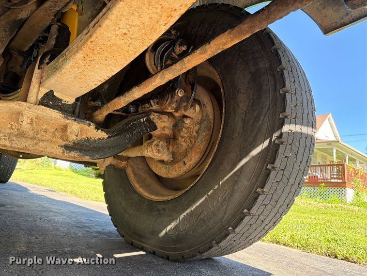 image for item FK3037 1989 Freightliner USF-1E dump truck