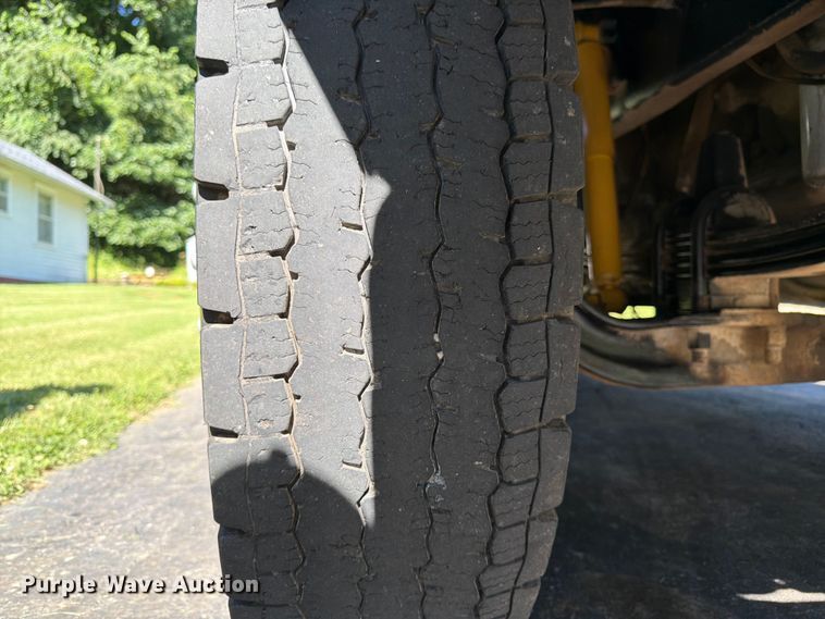 image for item FK3037 1989 Freightliner USF-1E dump truck