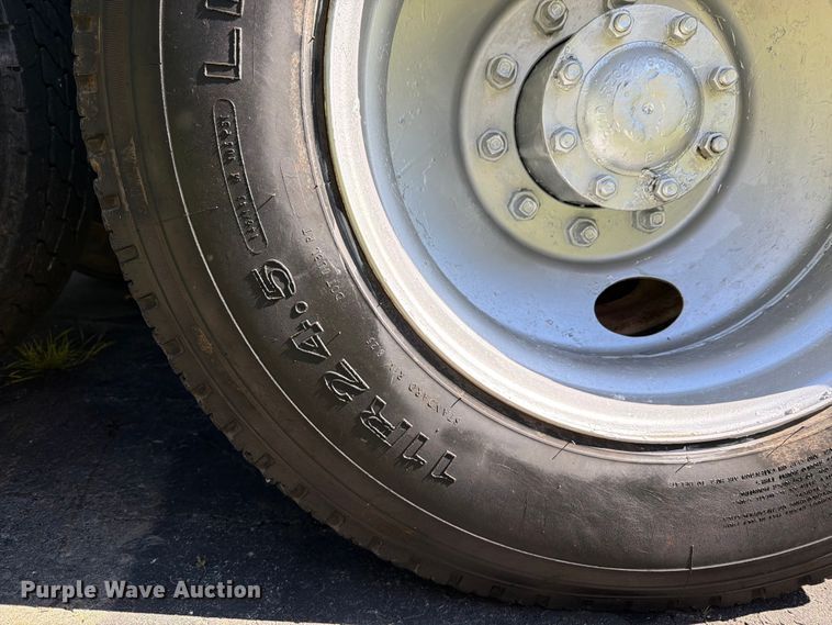image for item FK3037 1989 Freightliner USF-1E dump truck