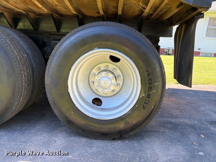 image for item FK3037 1989 Freightliner USF-1E dump truck