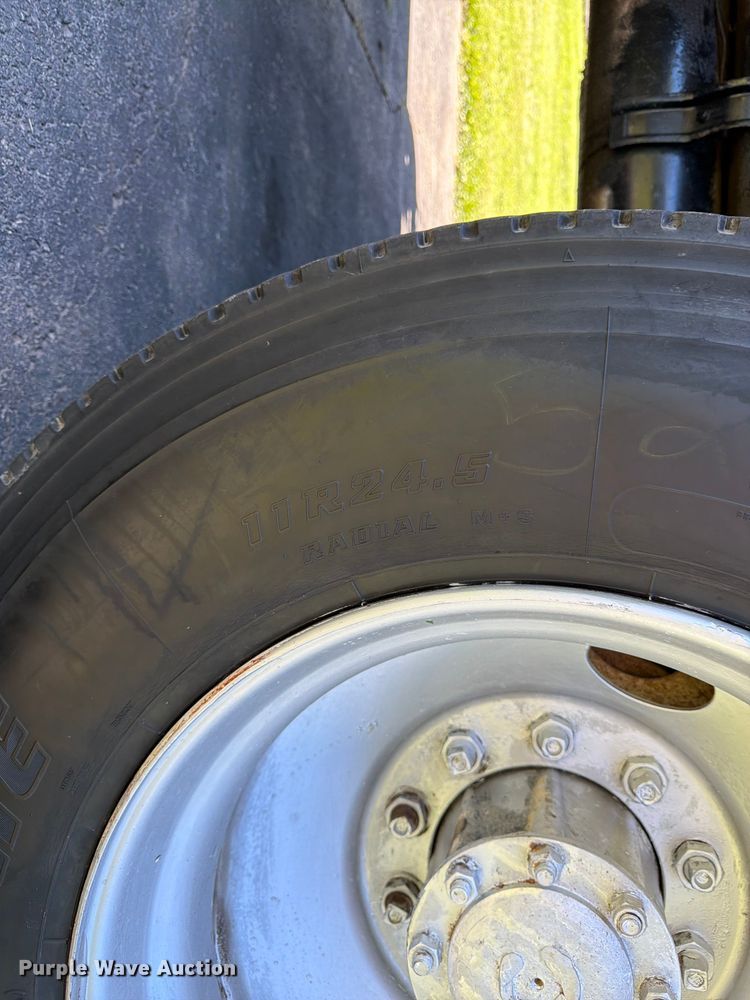 image for item FK3037 1989 Freightliner USF-1E dump truck