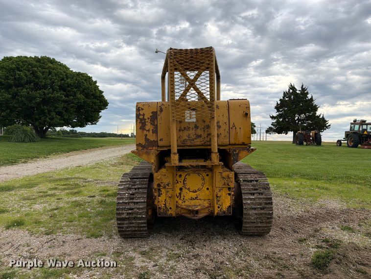 image for item FK3063 International Harvester 250A track loader
